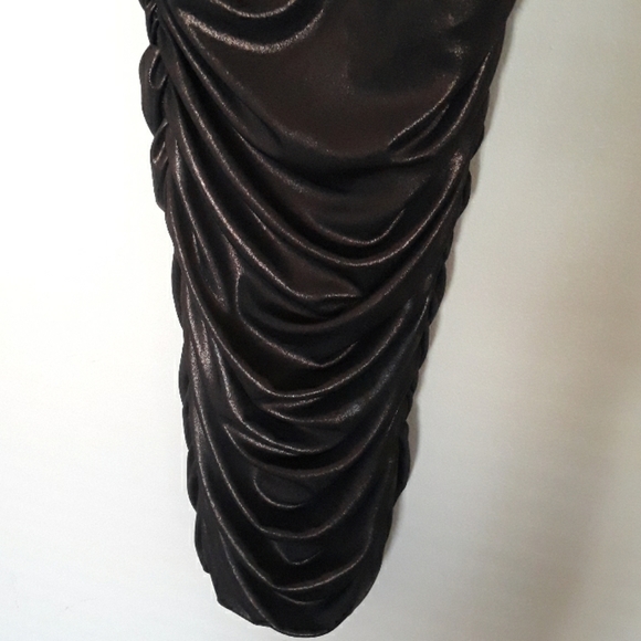 Dress - Picture 6 of 6